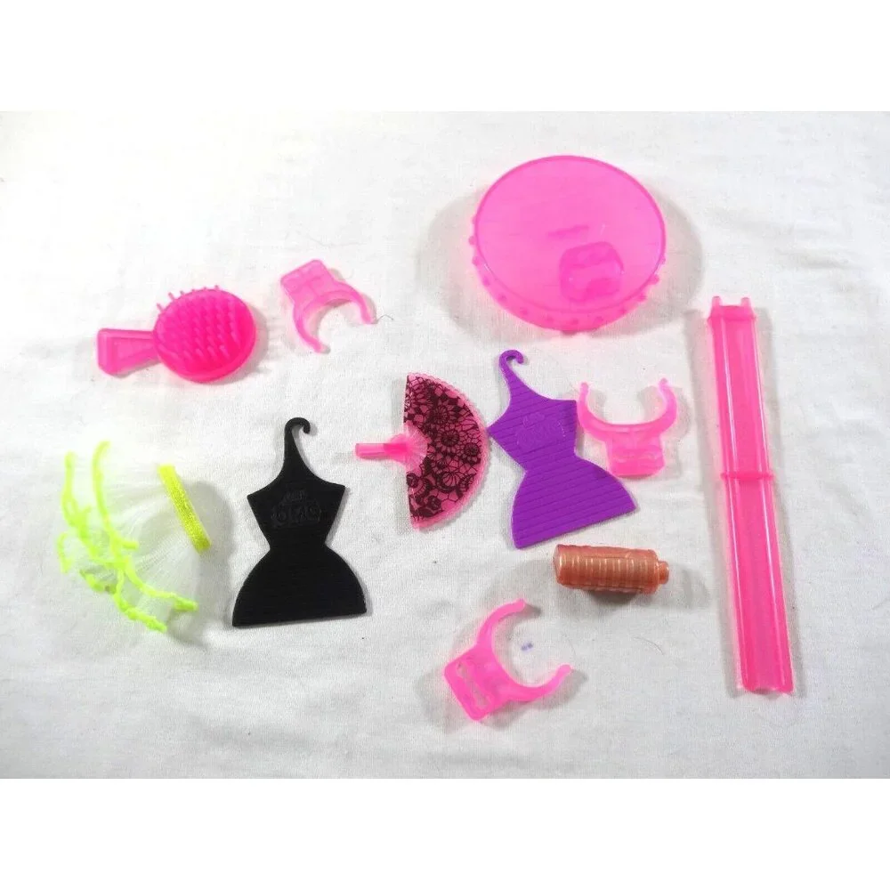 MGA LOL Surprise! OMG Dance Dance Dance Miss Royale Doll Purple Hair W/ Outfit a